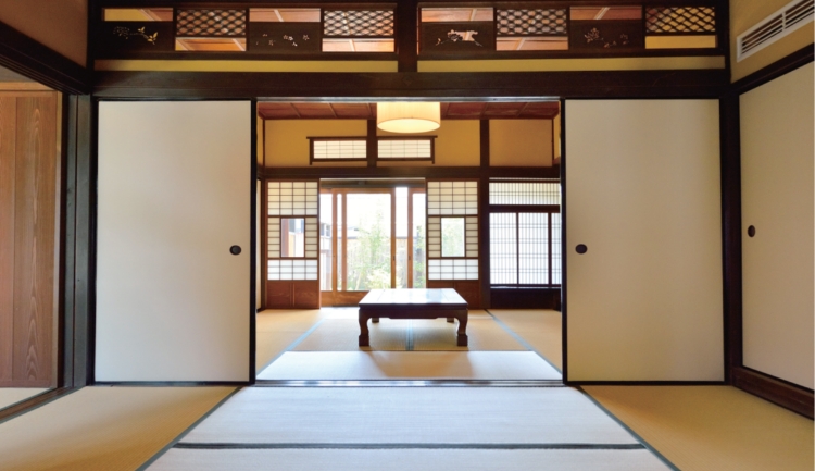 日本の住宅の特徴と木の家具について